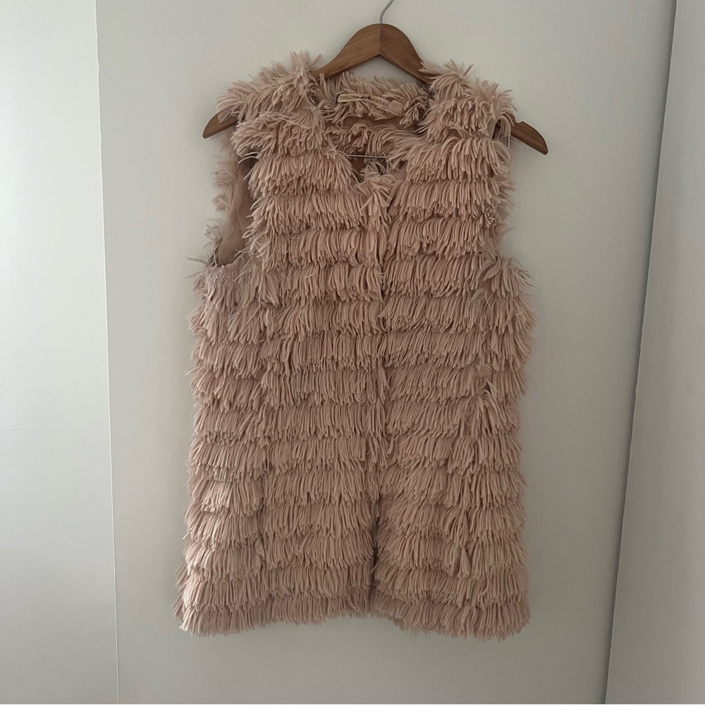 Chelsea & Violet Tier Faux Fur Vest